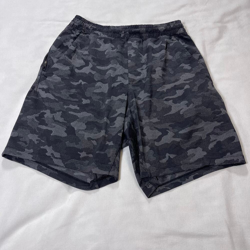 lululemon Pace Breaker 7” Linerless Shorts Men’s Small Black Gray Camo LM7ANES